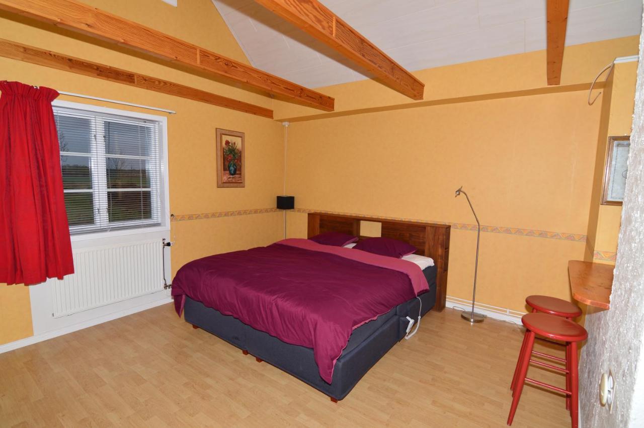Hustugu Gard Villa Orsundsbro Dış mekan fotoğraf