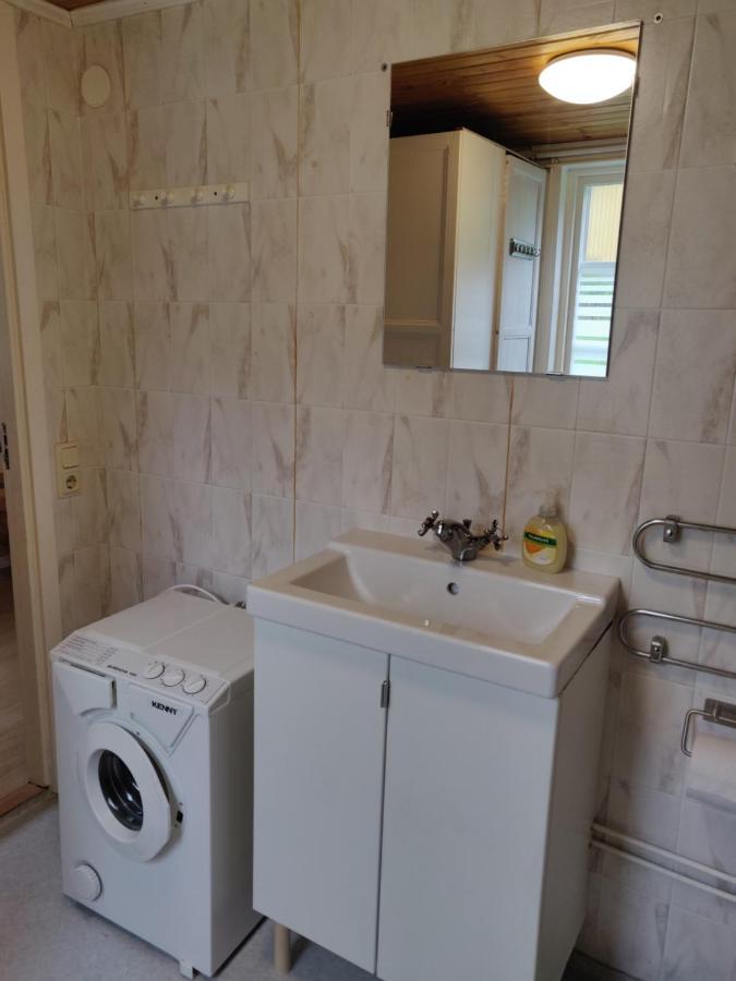 Hustugu Gard Villa Orsundsbro Dış mekan fotoğraf